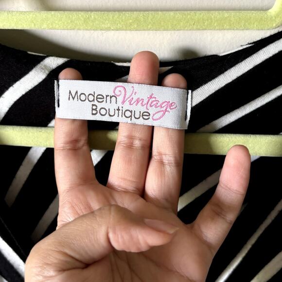 Modern Vintage Boutique Black Striped Sleeveless V-Neck Maxi Dress Sz S - Picture 5 of 11